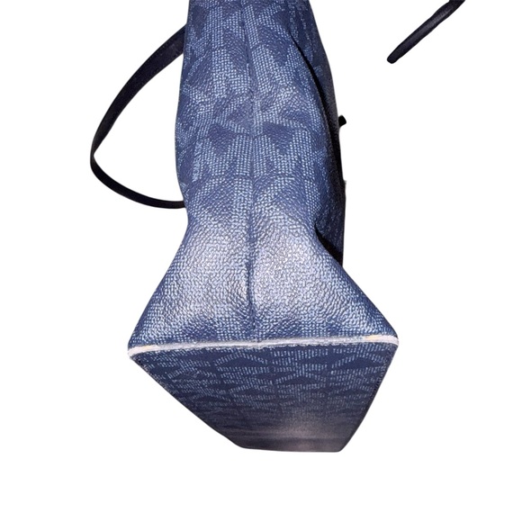 Michael Michael Kors Bedford Large Signature Pocket Tote Bag